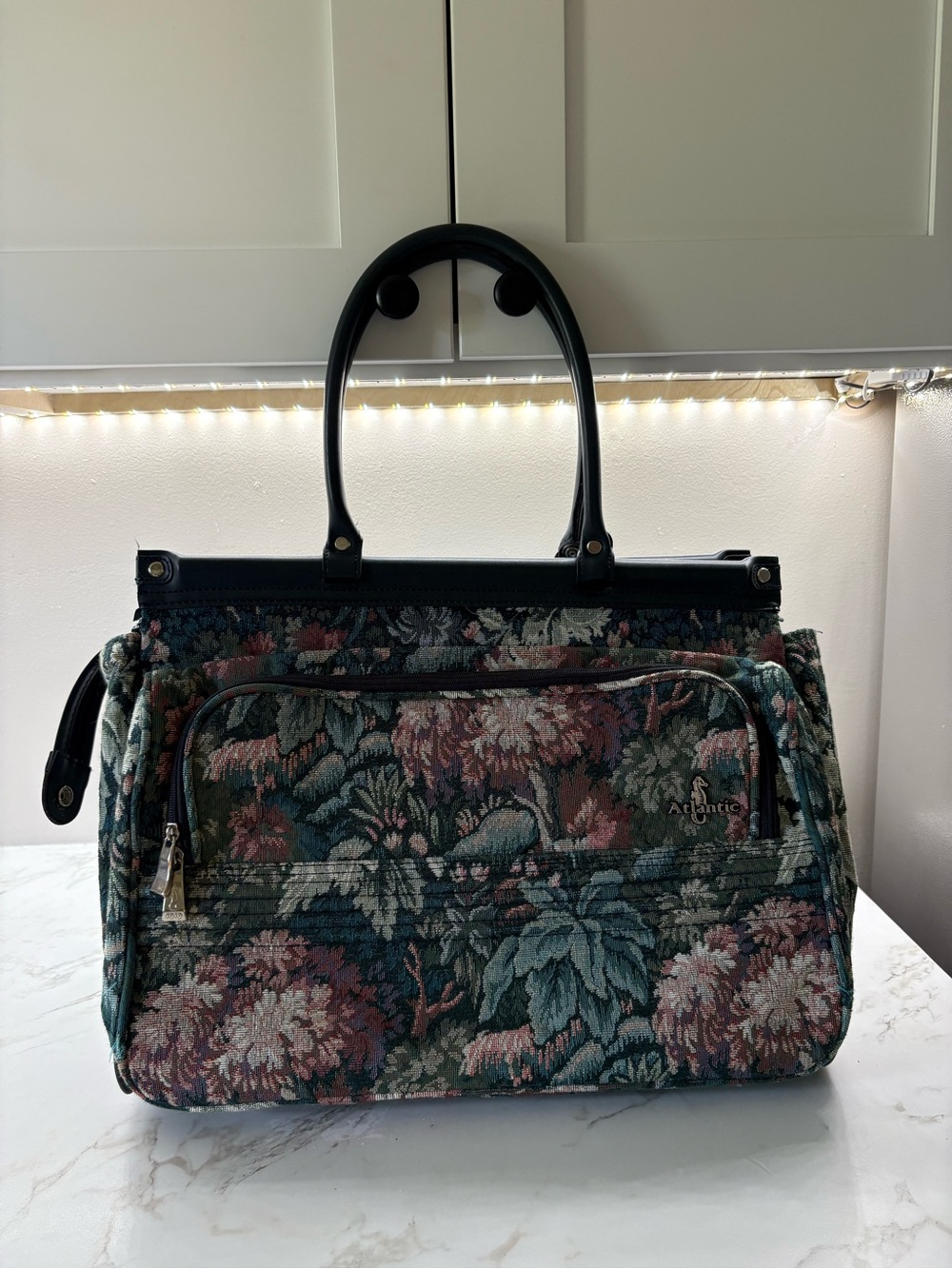 Vintage Atlantic Floral Tapestry Top-Handle Bag in Multi-Color